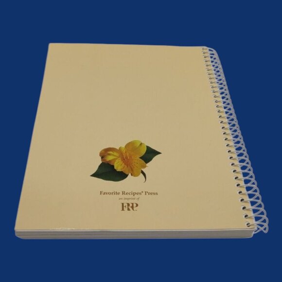 Set of Two Unused Clean Beta Sigma Phi Spiral Cookbooks - Vintage 2000 and 2006 - Picture 3 of 8